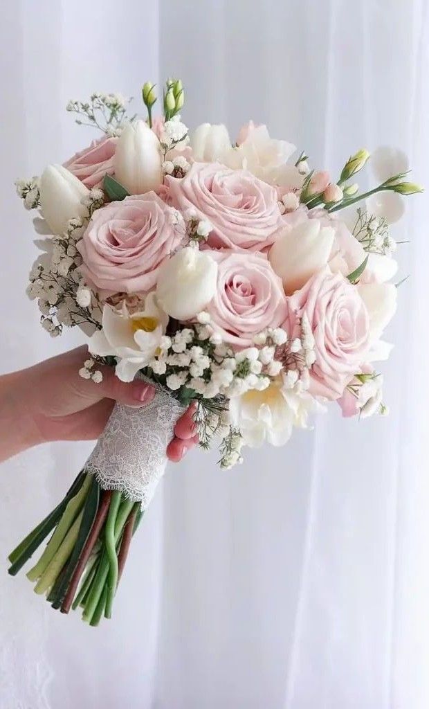 Pack Spécial – Bouquet de Fleurs ROSE ET BLANCH ROYAL SENTIMENTS