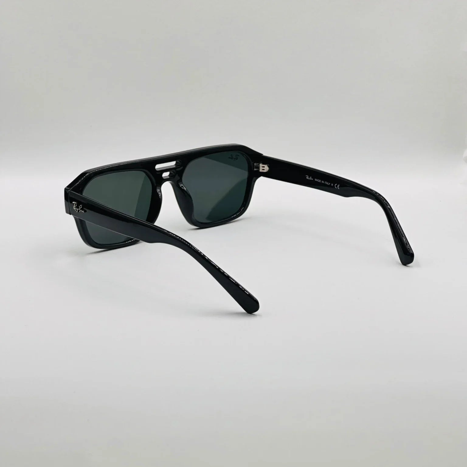 RAY-BAN RB4397