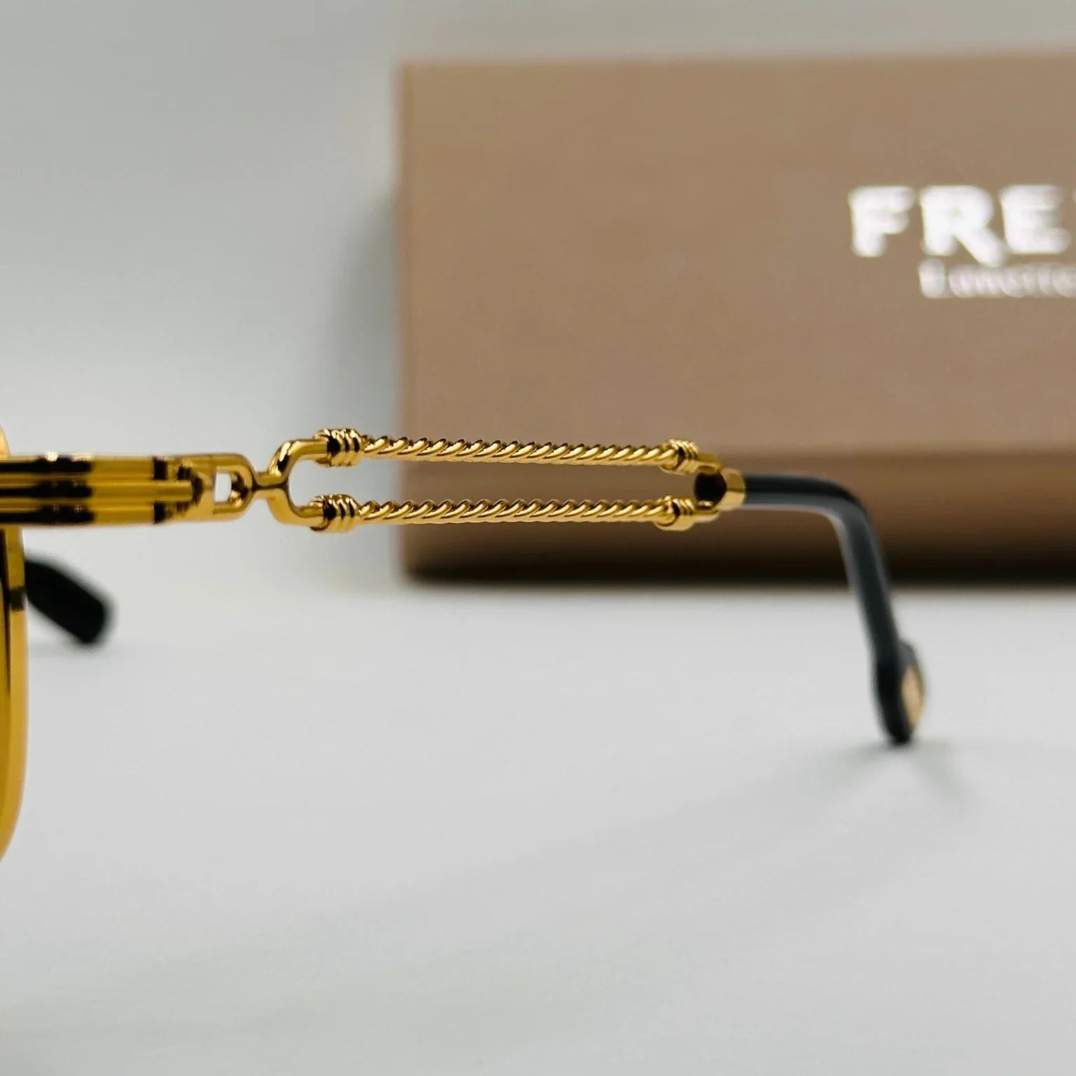 FRED FG4004OU