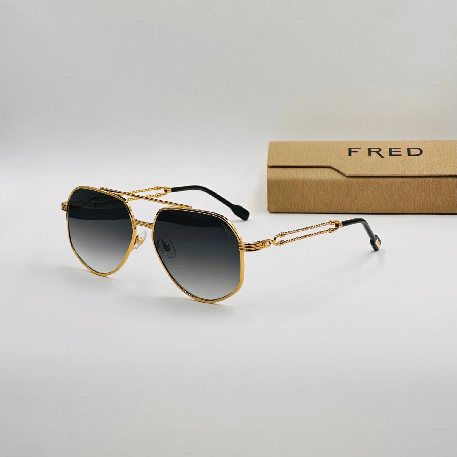 Fred FG400