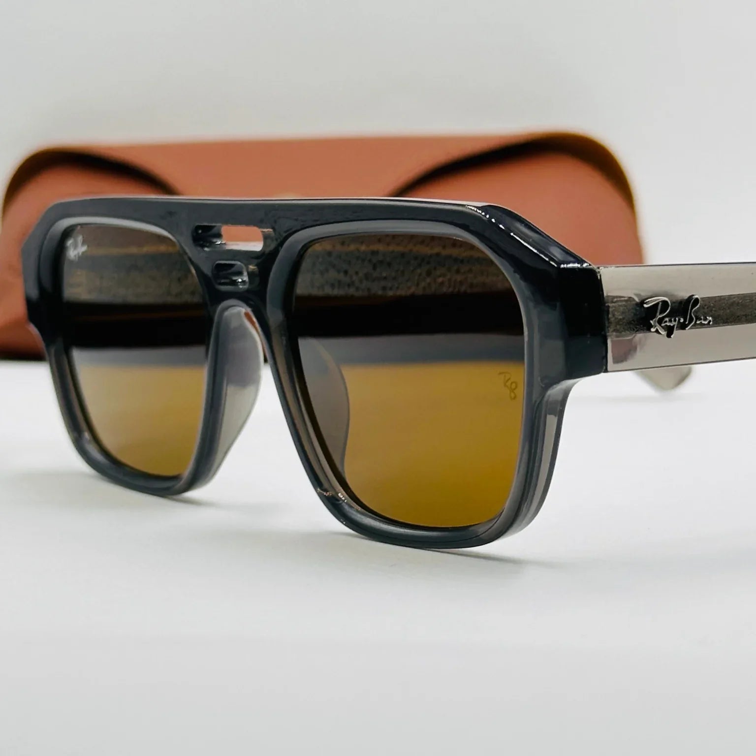 RAY-BAN RB4397