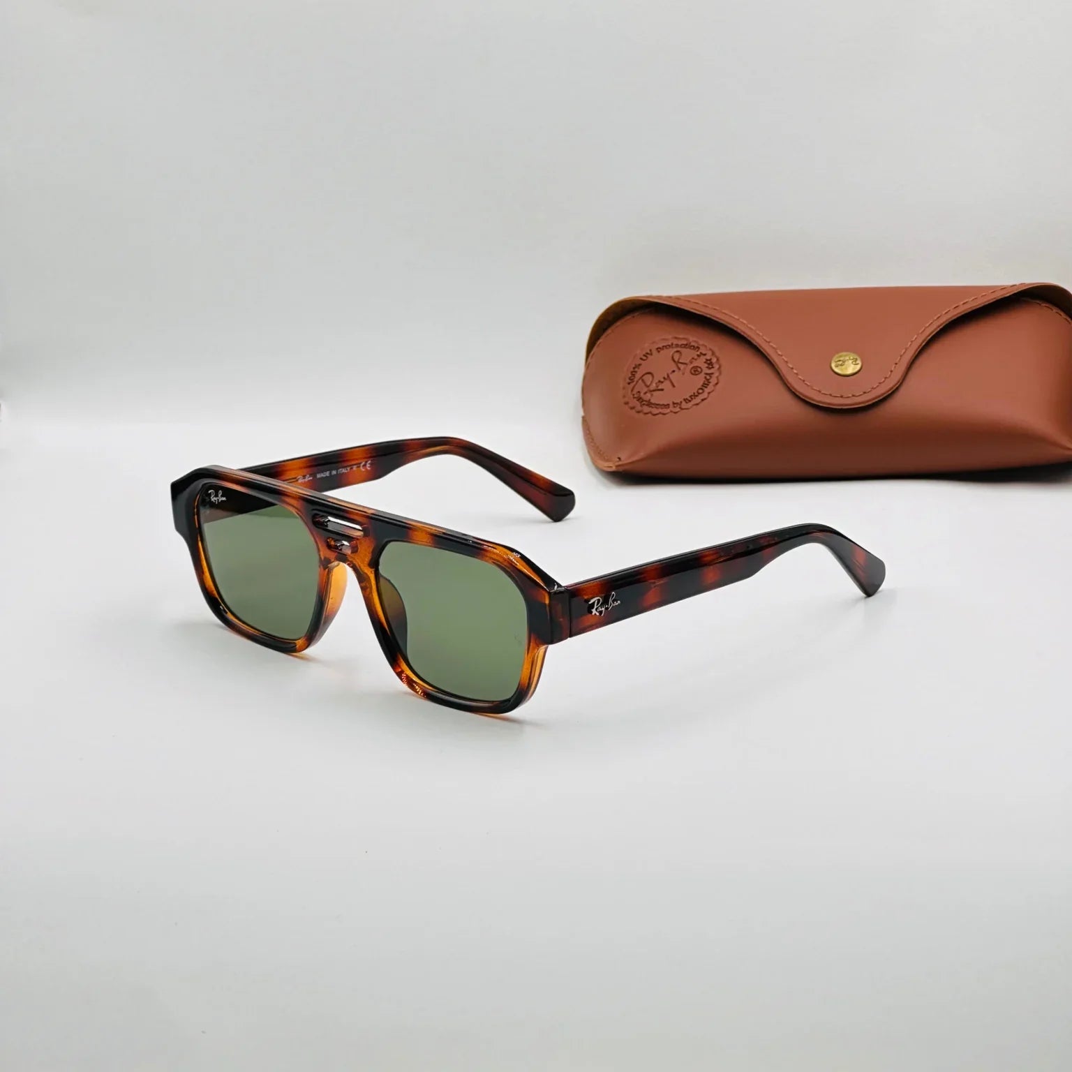 RAY-BAN RB4397