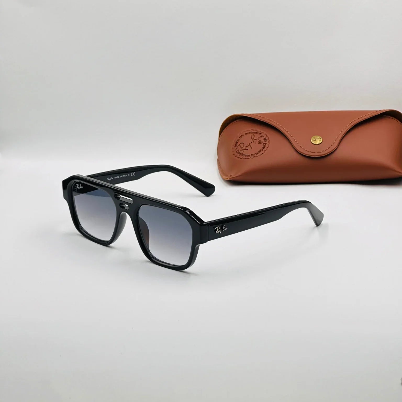 RAY-BAN RB4397