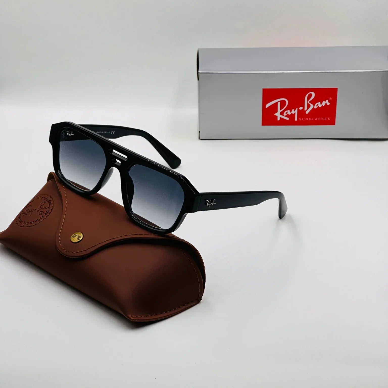 RAY-BAN RB4397