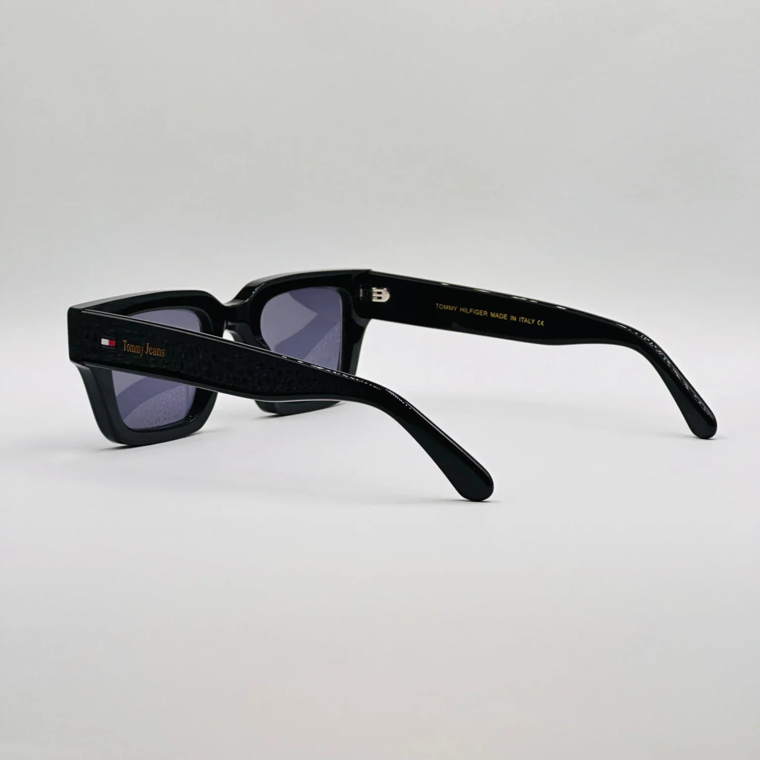 TOMY HILFIGER TH1828