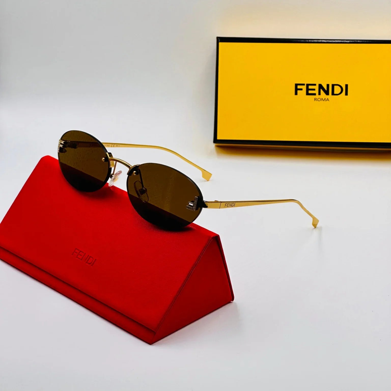 FENDI First crystal FE4075US