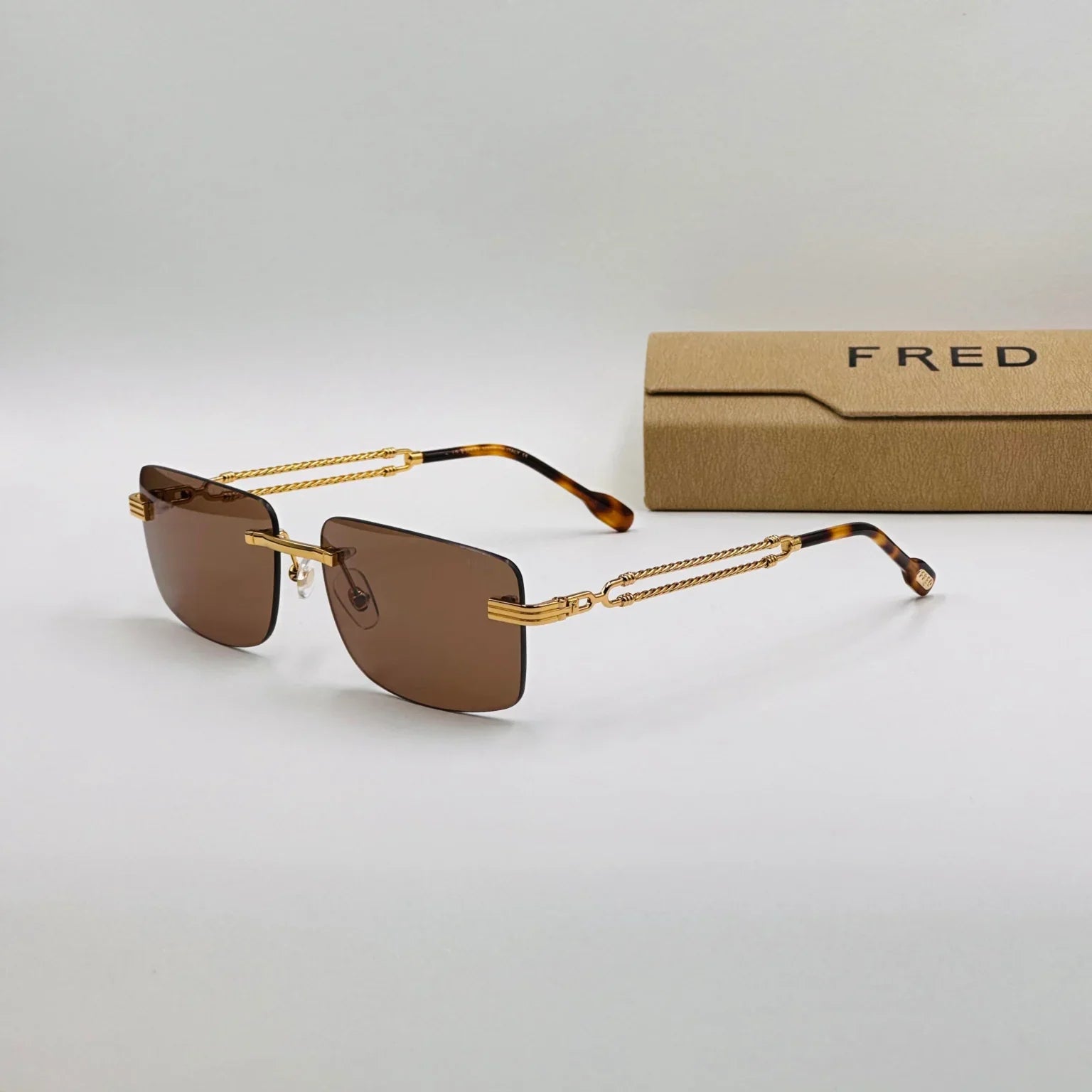 FRED FG4004OU