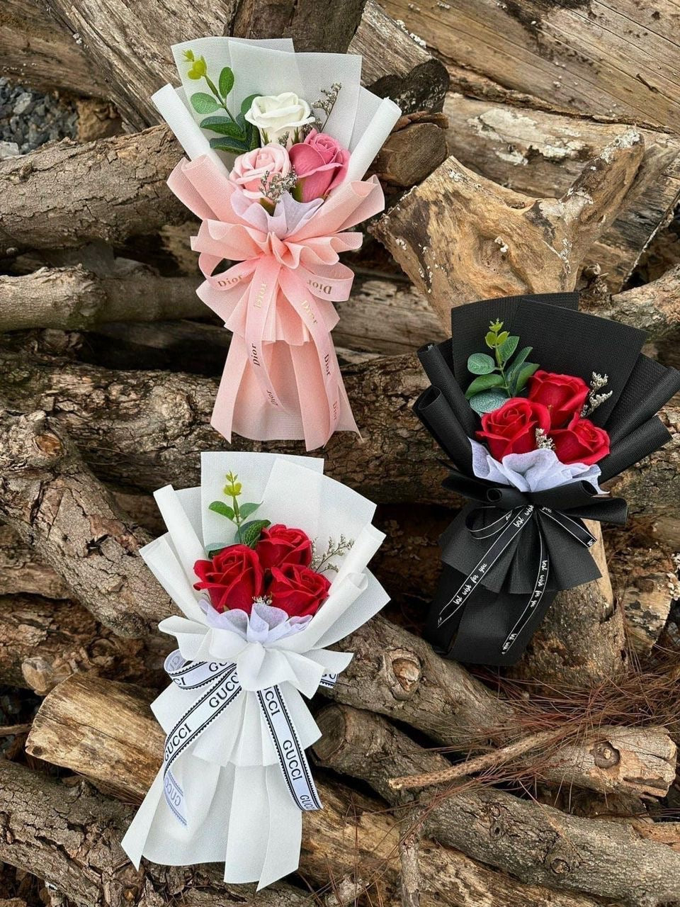 Élégance en Trois Fleurs – Le Cadeau Parfait - ROYAL SENTIMENT 🌹🎁